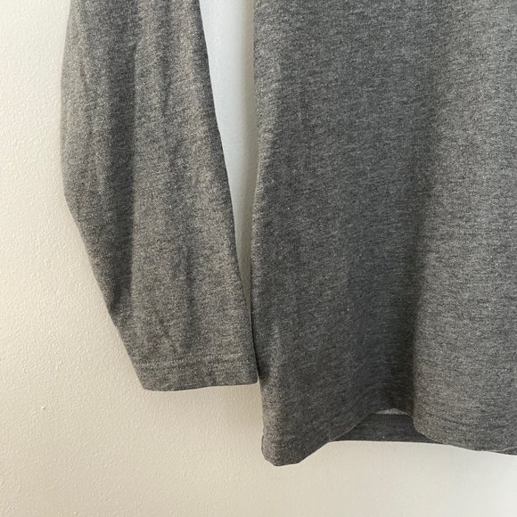Travis Mathew XL Exits Covered Pullover Henley. Worn once - Picture 4 of 10